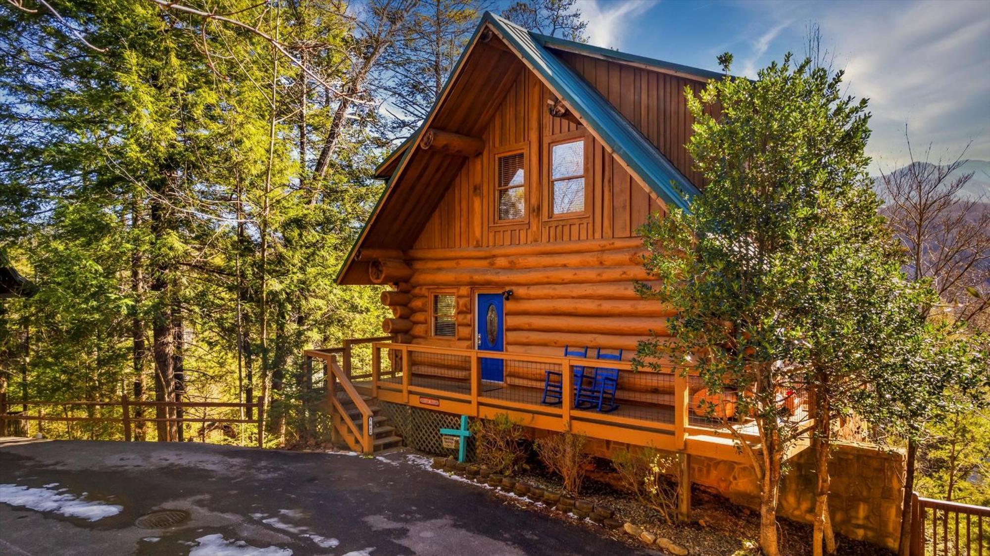Smokies Boutique Cabins: Mountain Retreat with Resort Amenities Gatlinburg Exterior photo
