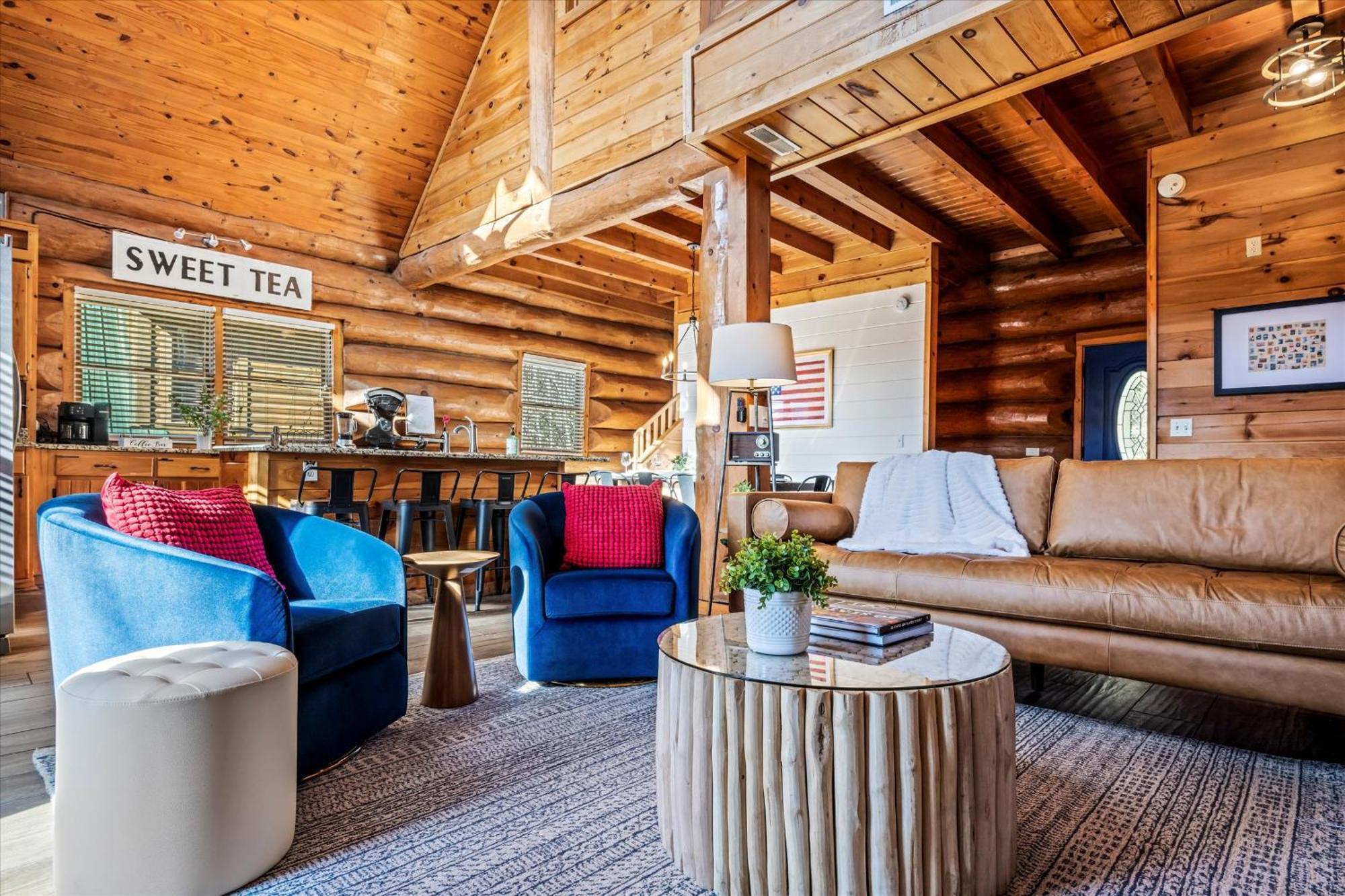 Smokies Boutique Cabins: Mountain Retreat with Resort Amenities Gatlinburg Exterior photo
