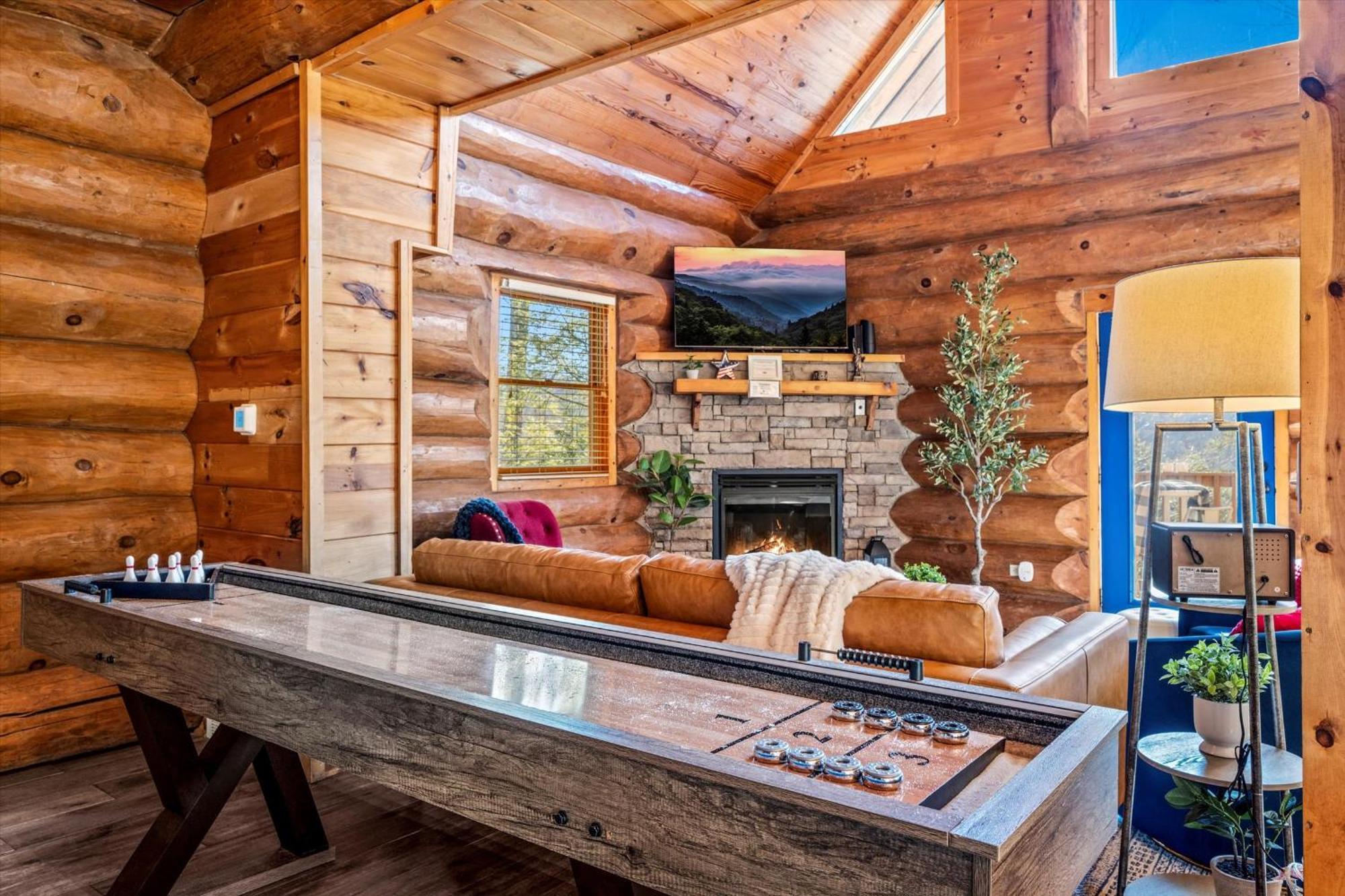 Smokies Boutique Cabins: Mountain Retreat with Resort Amenities Gatlinburg Exterior photo